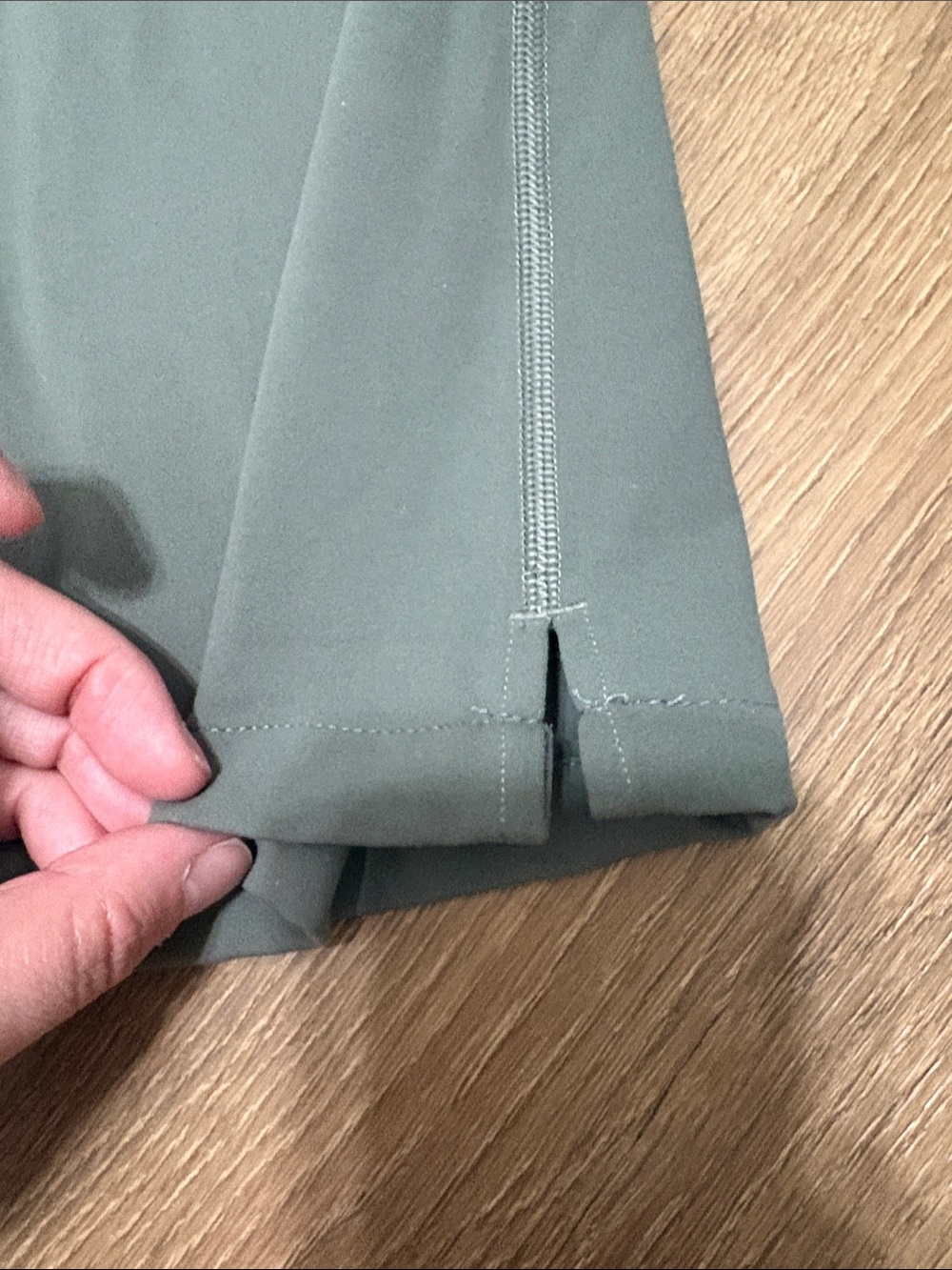 Lululemon athletica High-Waist Flared Leggings in Sage/Olive Green Size 0 *Read - Picture 7 of 8